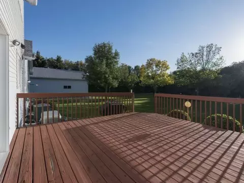 9440 Oak Dr, Bismarck, ND 58503 photo 7