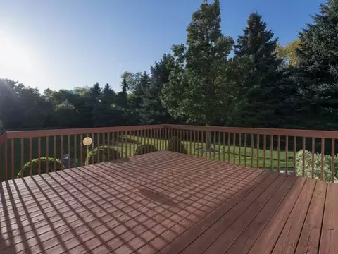 9440 Oak Dr, Bismarck, ND 58503 photo 8