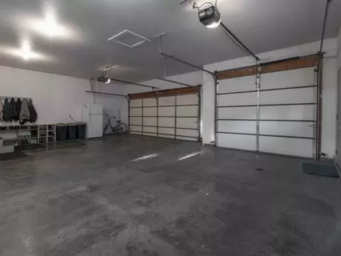 9440 Oak Dr, Bismarck, ND 58503 photo 34