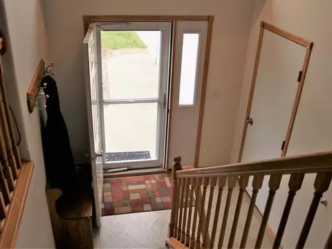 4326 Turnbow, Bismarck, ND 58503 photo 2