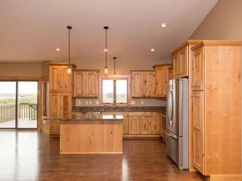 4909 Pumice Lp, Bismarck, ND 58503 photo 5