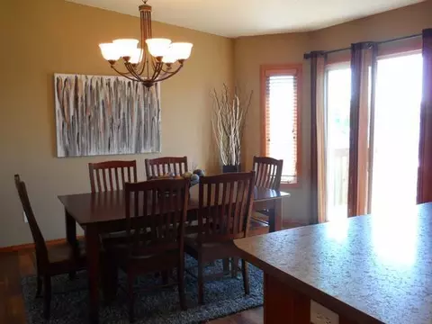 4525 Chamberlain Dr, Bismarck, ND 58504 photo 8