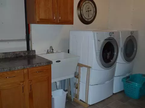 4525 Chamberlain Dr, Bismarck, ND 58504 photo 27