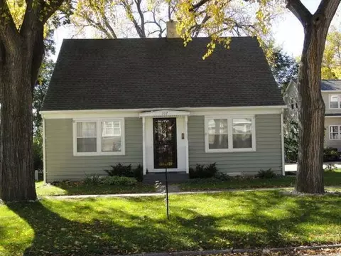 207 B Ave E, Bismarck, ND 58501 photo 1