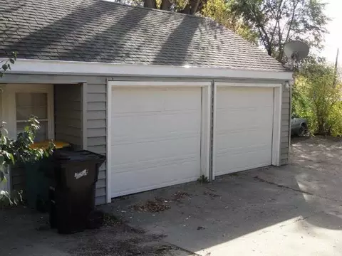 207 B Ave E, Bismarck, ND 58501 photo 3