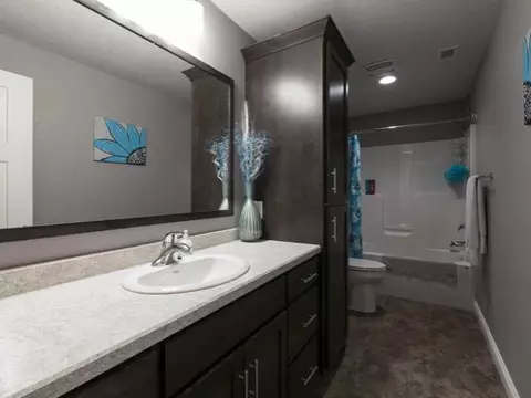 4307 Opal Dr, Bismarck, ND 58503 photo 18