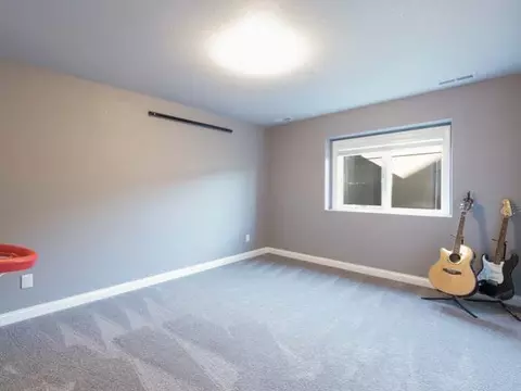 4307 Opal Dr, Bismarck, ND 58503 photo 19