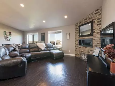 4307 Opal Dr, Bismarck, ND 58503 photo 7