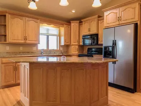 5000 Boulder Ridge Rd, Bismarck, ND 58503 photo 11