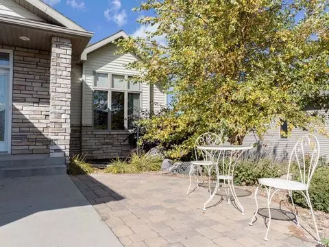 5000 Boulder Ridge Rd, Bismarck, ND 58503 photo 3