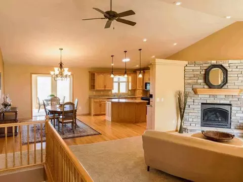 5000 Boulder Ridge Rd, Bismarck, ND 58503 photo 5