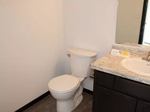 315 Irvine Lp, Bismarck, ND 58504 photo 14