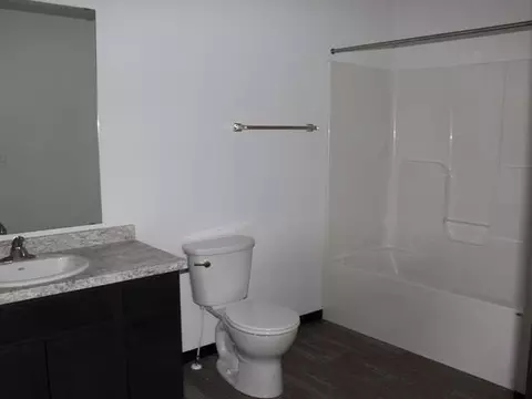 315 Irvine Lp, Bismarck, ND 58504 photo 12