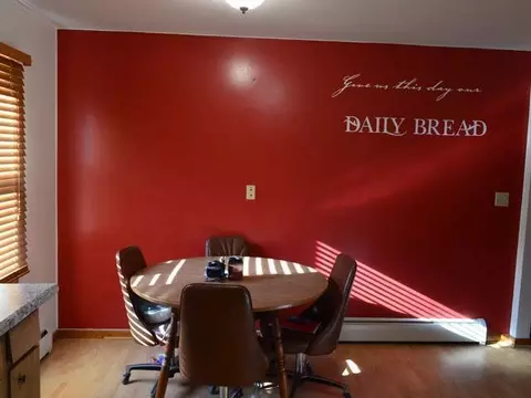 417 3rd Ave NW, Beulah, ND 58523 photo 5