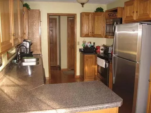 3111 Crocus Ave, Bismarck, ND 58501 photo 5