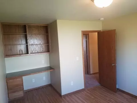 930 Canada Ave, Bismarck, ND 58503 photo 9