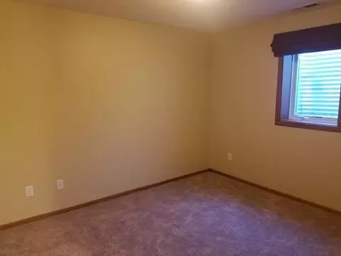 930 Canada Ave, Bismarck, ND 58503 photo 17