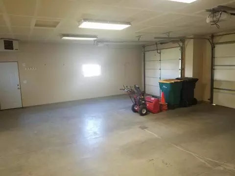 930 Canada Ave, Bismarck, ND 58503 photo 18