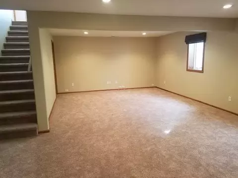 930 Canada Ave, Bismarck, ND 58503 photo 12