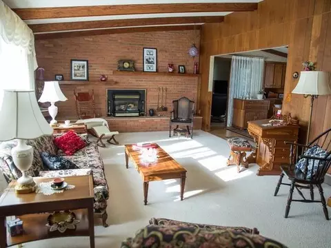 800 Custer Dr, Mandan, ND 58554 photo 2