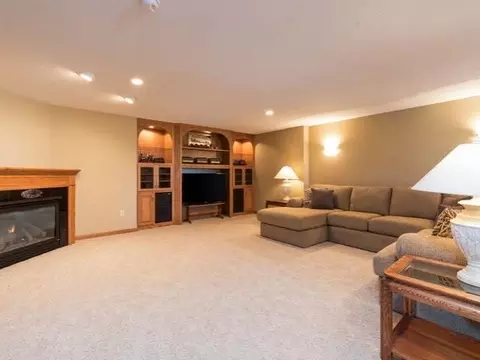 910 Corvette Cir, Bismarck, ND 58503 photo 15