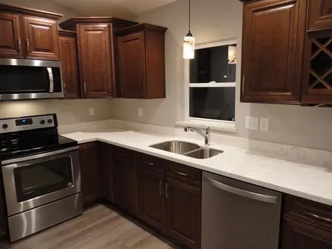 302 Will Ct SE, Mandan, ND 58554 photo 7