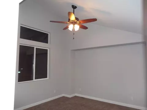 302 Will Ct SE, Mandan, ND 58554 photo 12