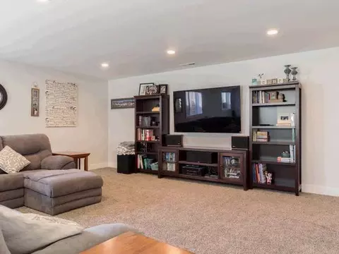 3925 Clairmont Rd, Bismarck, ND 58503 photo 40