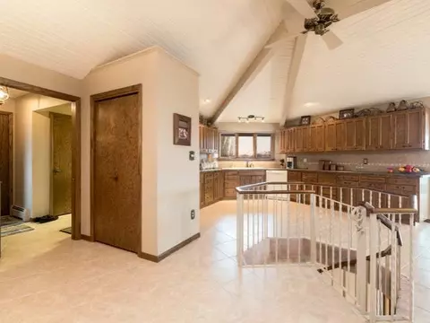 500 9 Ave NW, Mandan, ND 58554 photo 4