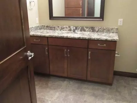 1423 Pin Oak Lp, Bismarck, ND 58501 photo 32