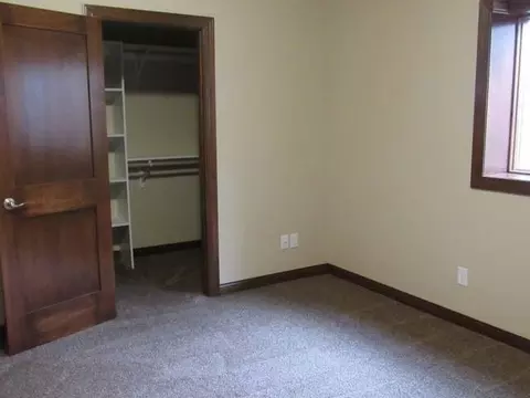 1423 Pin Oak Lp, Bismarck, ND 58501 photo 36