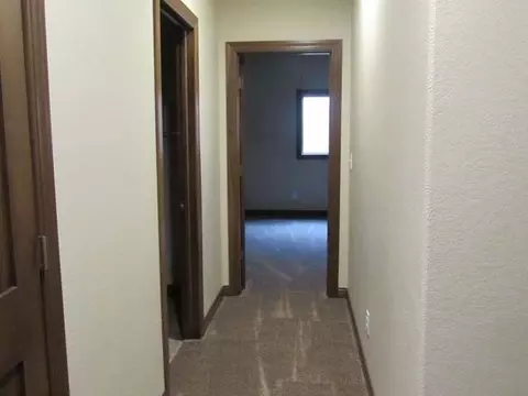 1423 Pin Oak Lp, Bismarck, ND 58501 photo 26