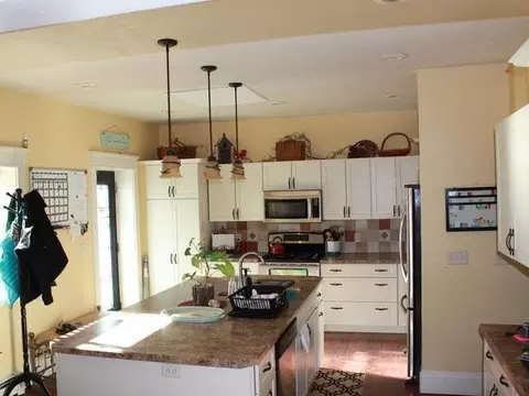 605 Collins Ct, Mandan, ND 58554 photo 3