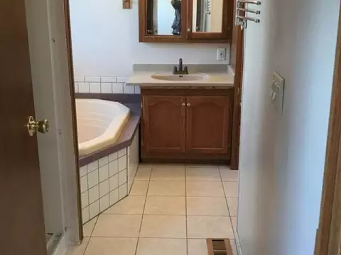 3619 Jericho Rd, Bismarck, ND 58503 photo 9