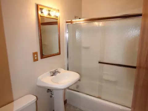 1823 Assumption Dr, Bismarck, ND 58501 photo 10