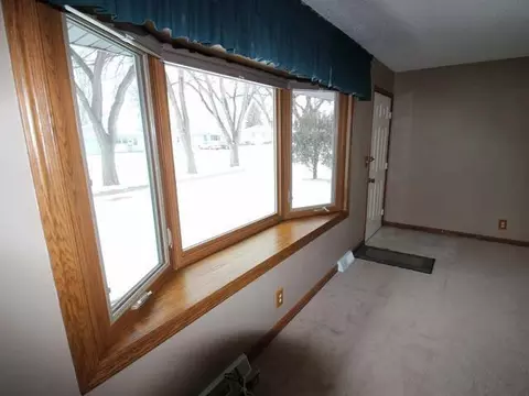 1823 Assumption Dr, Bismarck, ND 58501 photo 16