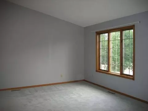 222 Calgary Ave E, Bismarck, ND 58503 photo 3