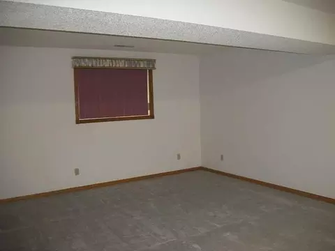 222 Calgary Ave E, Bismarck, ND 58503 photo 15
