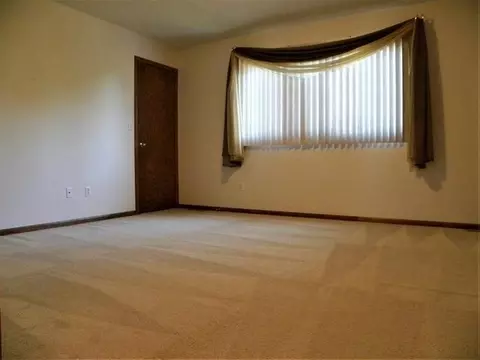 2638 Divide Ave E, Bismarck, ND 58503 photo 25
