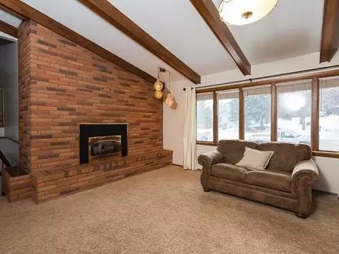 1245 E Coulee Rd, Bismarck, ND 58501 photo 2