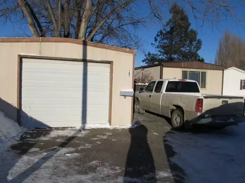 107 Tuttle Ave, Mandan, ND 58554 photo 7