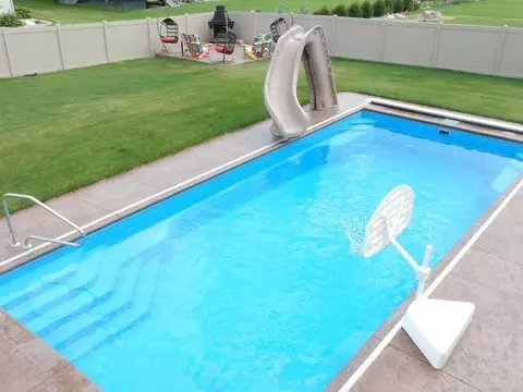 3603 Clairmont Rd, Bismarck, ND 58503 photo 1