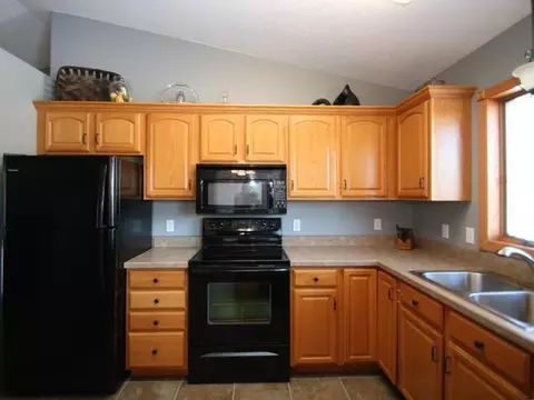 2826 Morris Rd, Bismarck, ND 58503 photo 9
