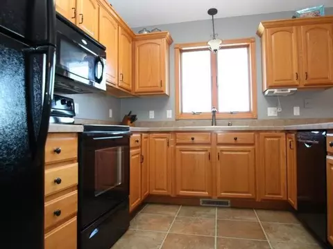 2826 Morris Rd, Bismarck, ND 58503 photo 8