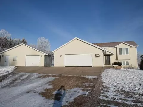 2826 Morris Rd, Bismarck, ND 58503 photo 74