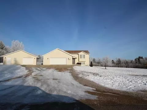2826 Morris Rd, Bismarck, ND 58503 photo 79