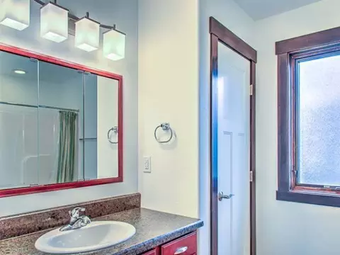 3219 Eastside Pl, Bismarck, ND 58501 photo 32