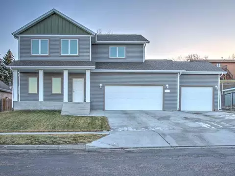 3219 Eastside Pl, Bismarck, ND 58501 photo 3