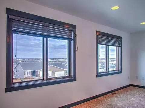 3219 Eastside Pl, Bismarck, ND 58501 photo 16