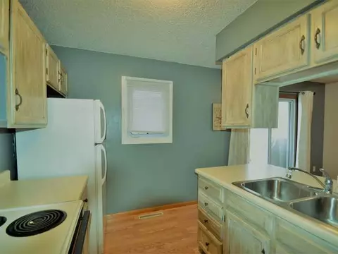 633 35 N St, Bismarck, ND 58501 photo 10